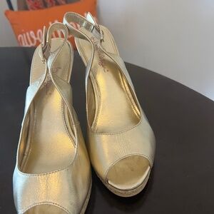 Lilly Pulitzer gold wedge shoes